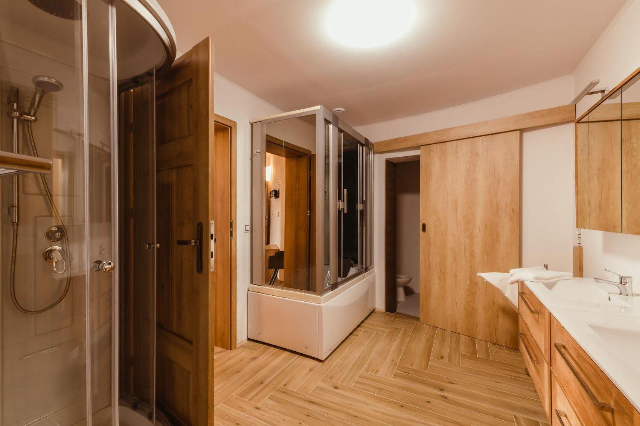 Hotel Dymnik Rumburk Luaran gambar