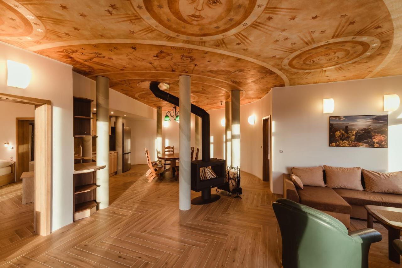 Hotel Dymnik Rumburk Luaran gambar