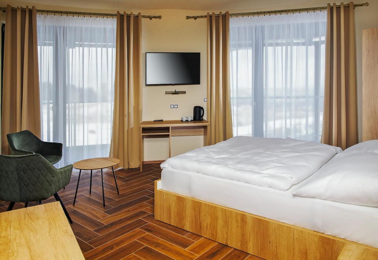 Hotel Dymnik Rumburk Luaran gambar
